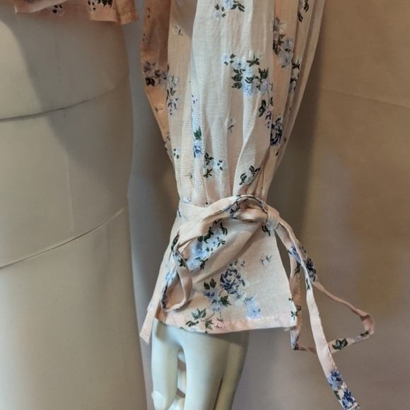 Floral Pink Women's Top - Picture 3 of 7